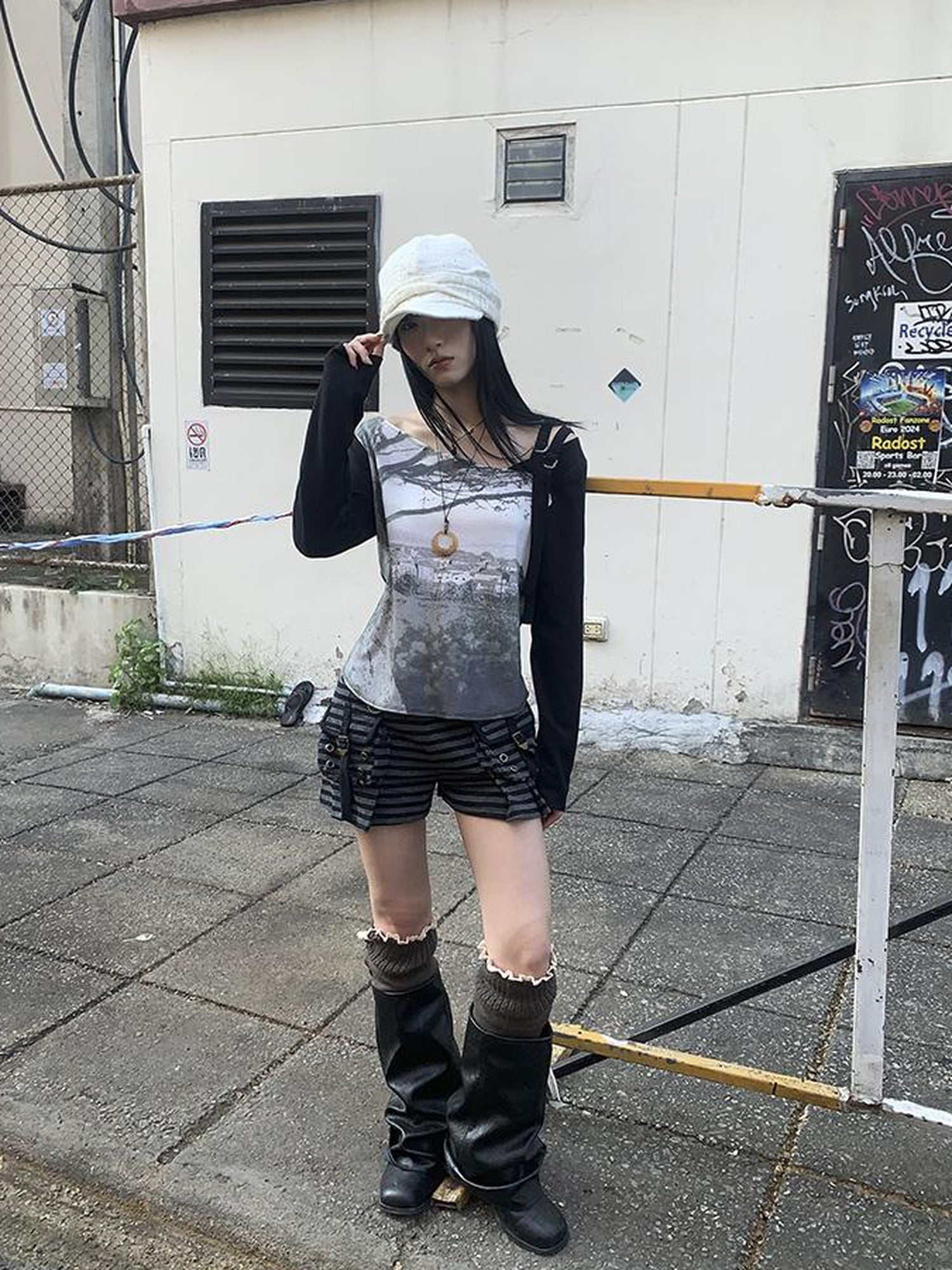 Updateang project Vintage Print Patchwork Sleeve Tee