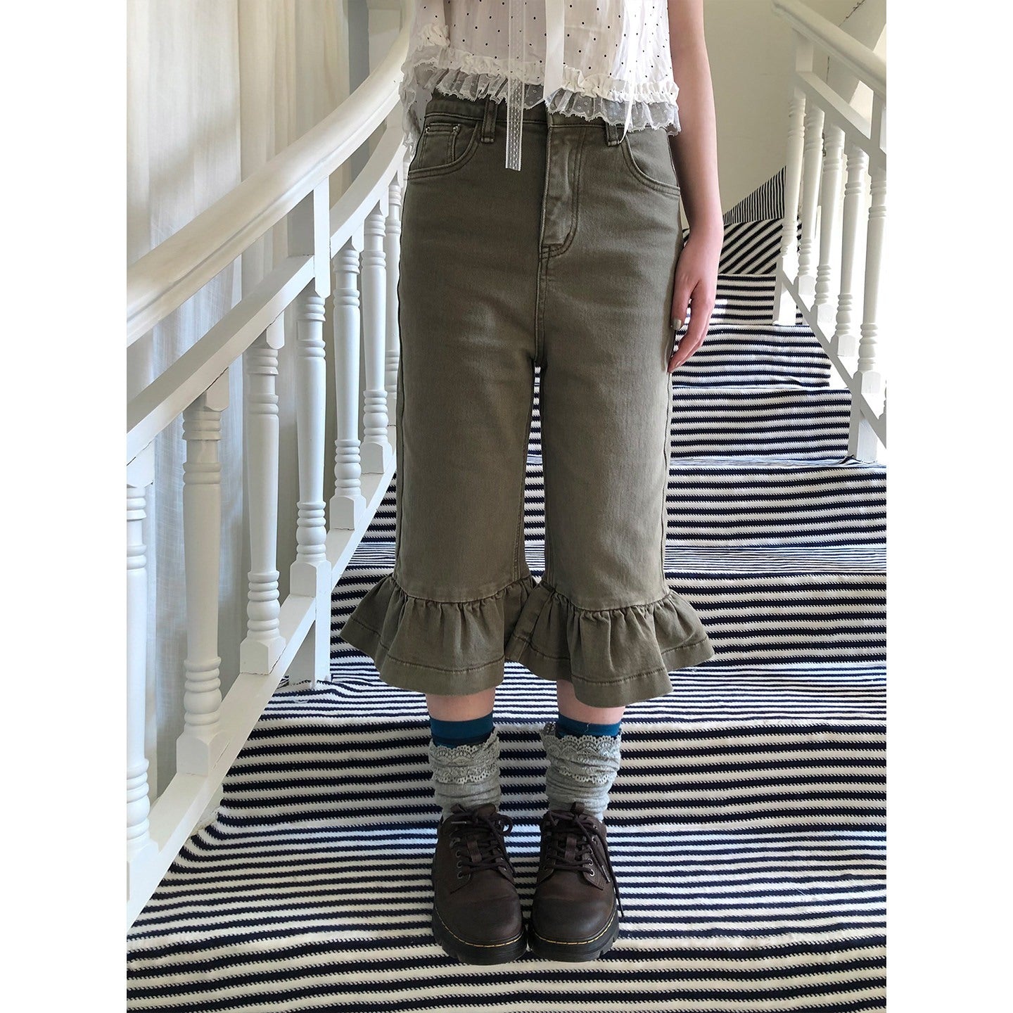ang_project_Vintage_Ruffle_Trim_High_Waist_Slim_Cropped_Flare_Women&