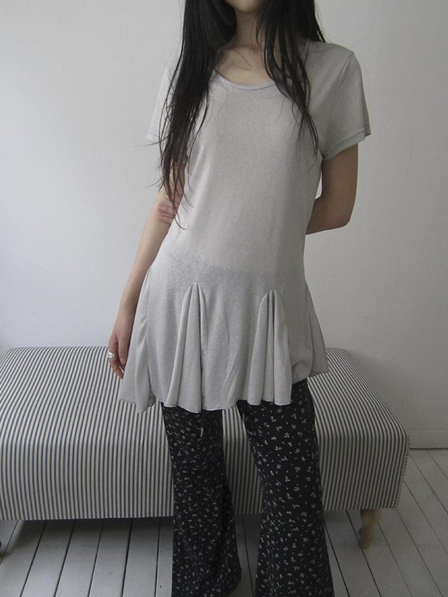 Updateang project Vintage Sheer Floral Hem V Neck T Shirt Long Sleeve