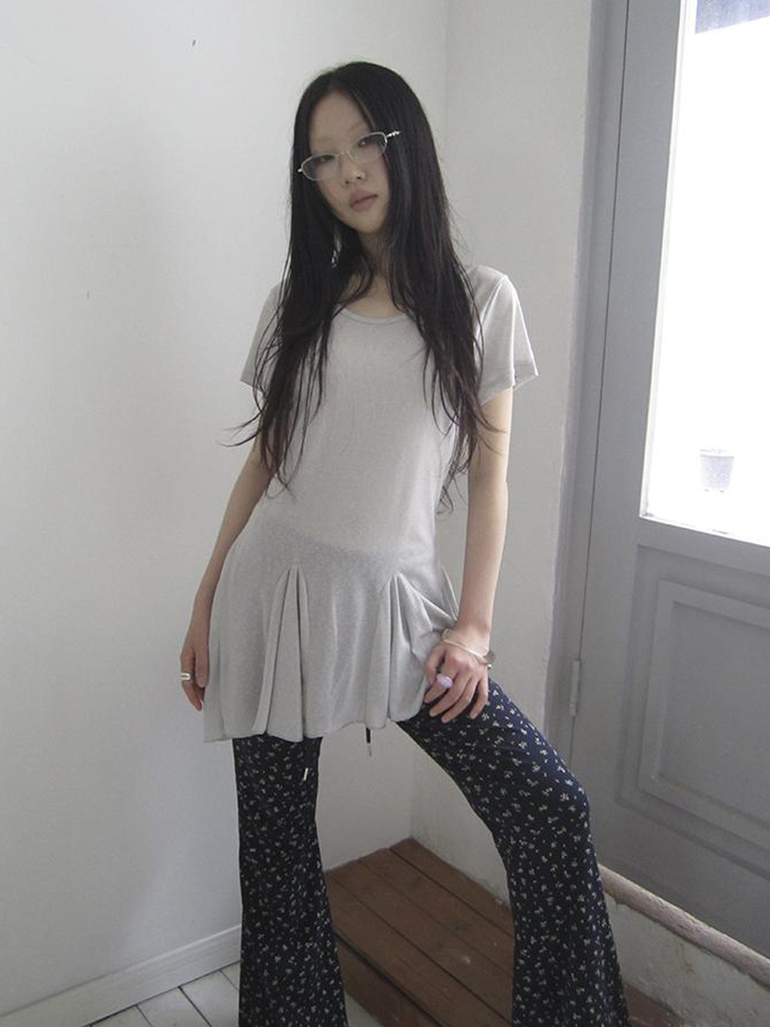 Updateang project Vintage Sheer Floral Hem V Neck T Shirt Long Sleeve