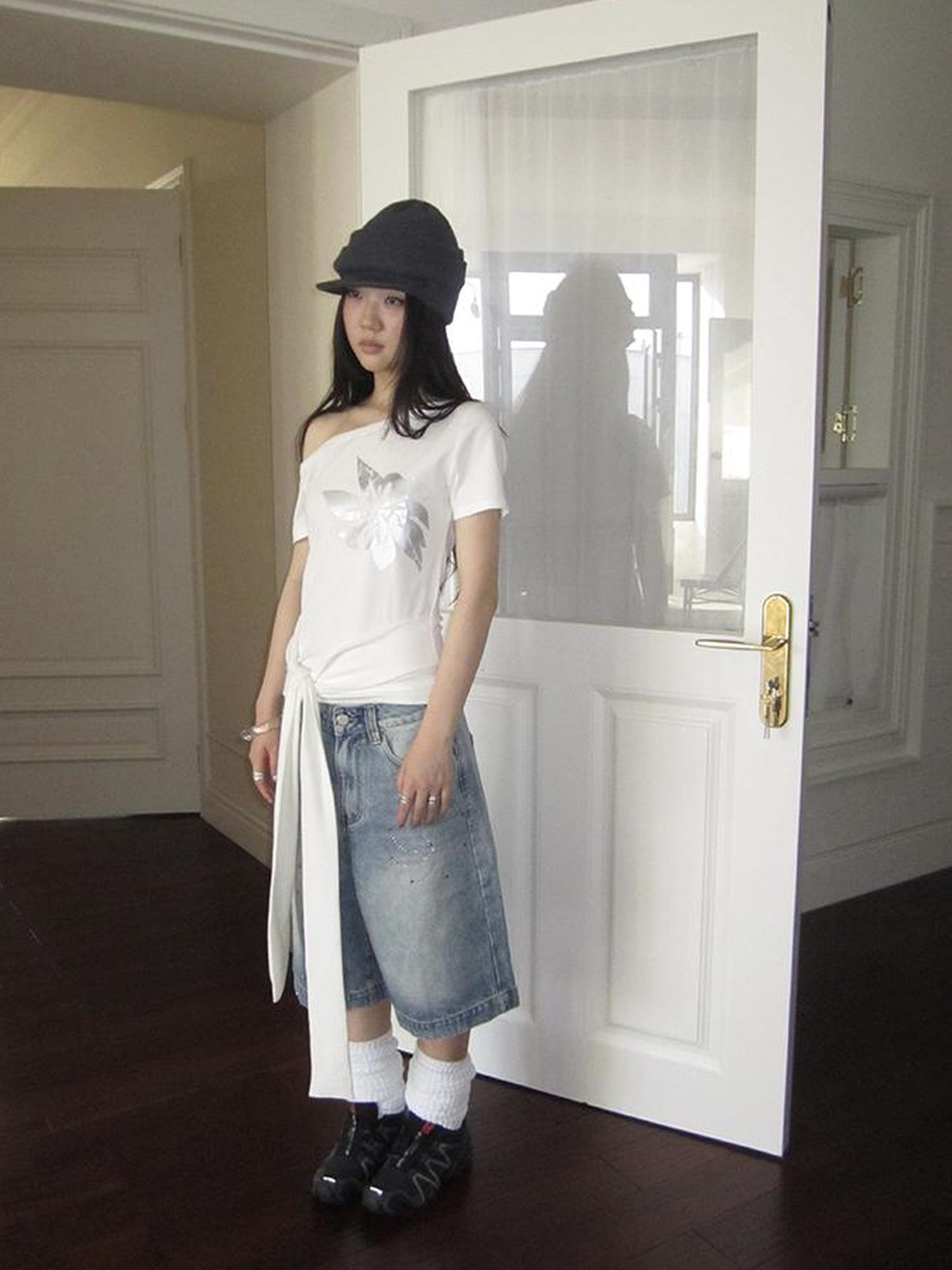 ang project Vintage Summer Distressed Denim Mid Shorts With Rhinestones
