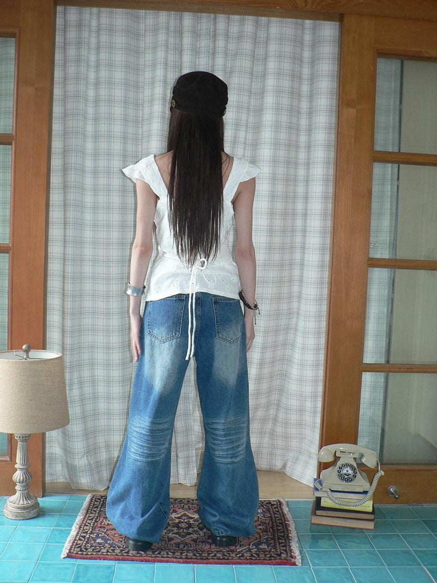 ang project Vintage Wash Whisker Distressed Straight Zip Fly Women&