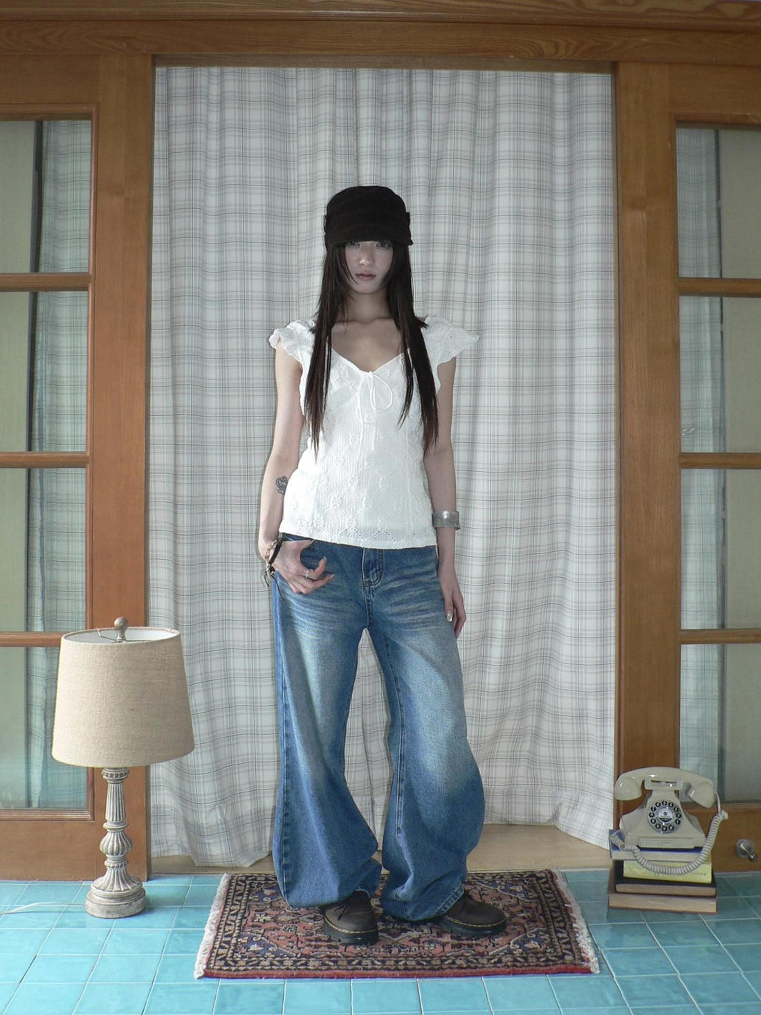 ang project Vintage Wash Whisker Distressed Straight Zip Fly Women&
