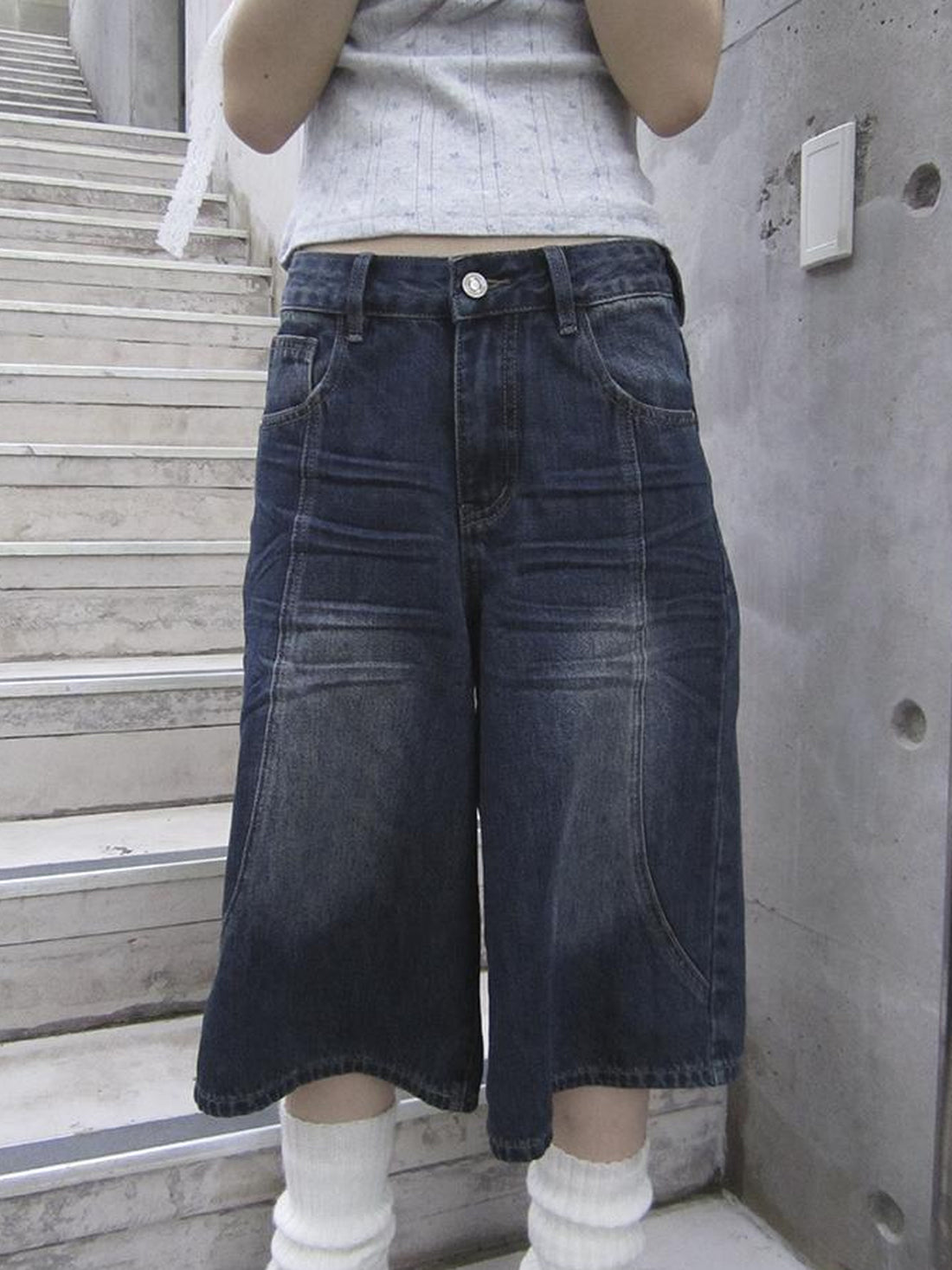 ang project Vintage Washed Distressed Relaxed Straight Cropped Jeans
