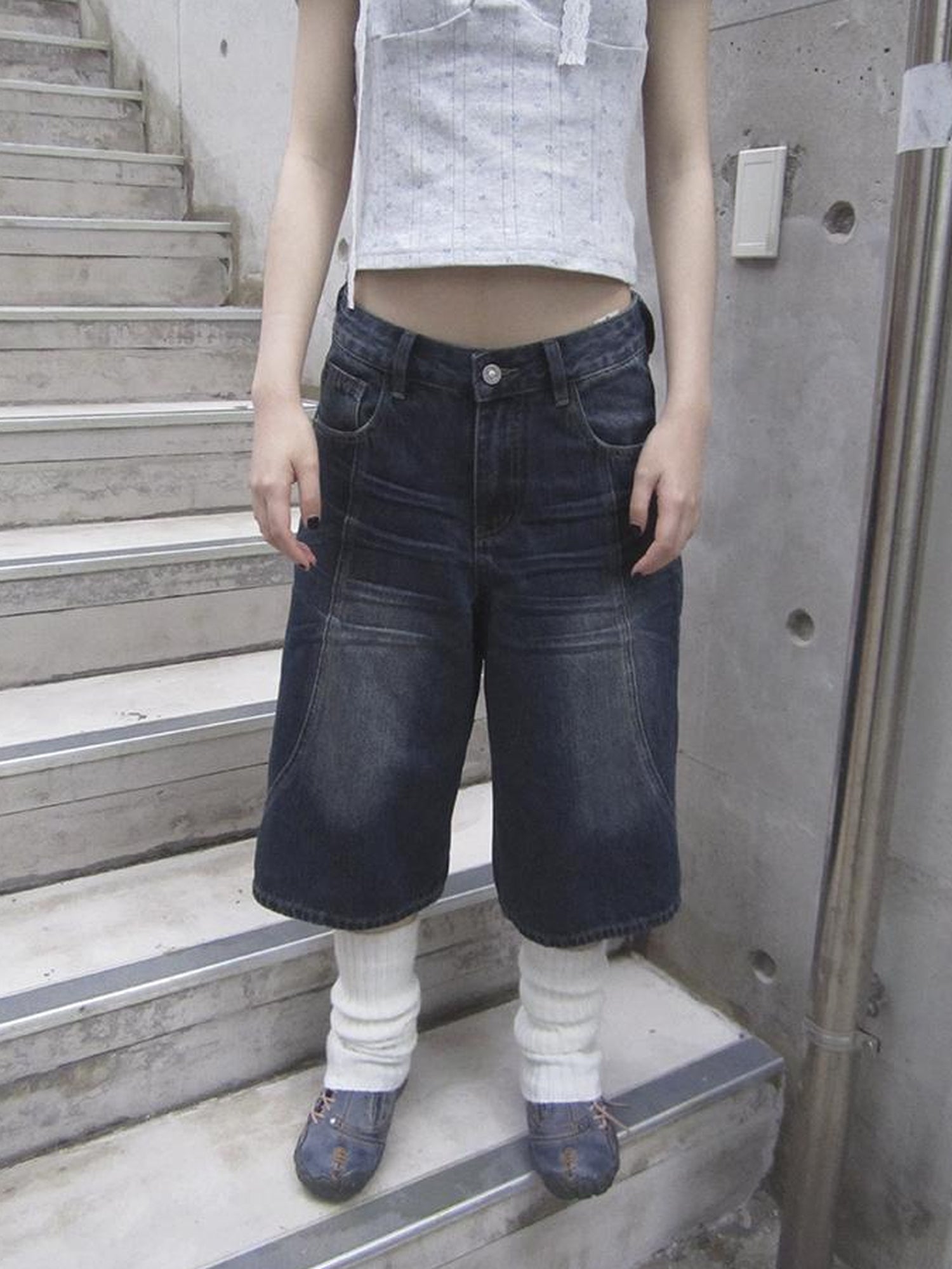 ang project Vintage Washed Distressed Relaxed Straight Cropped Jeans