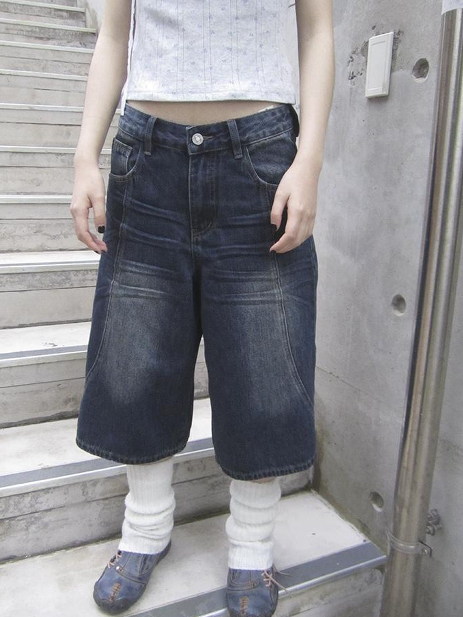 ang project Vintage Washed Distressed Relaxed Straight Cropped Jeans