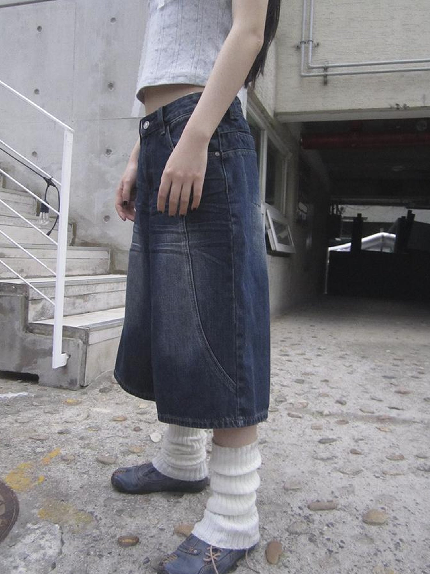 ang project Vintage Washed Distressed Relaxed Straight Cropped Jeans