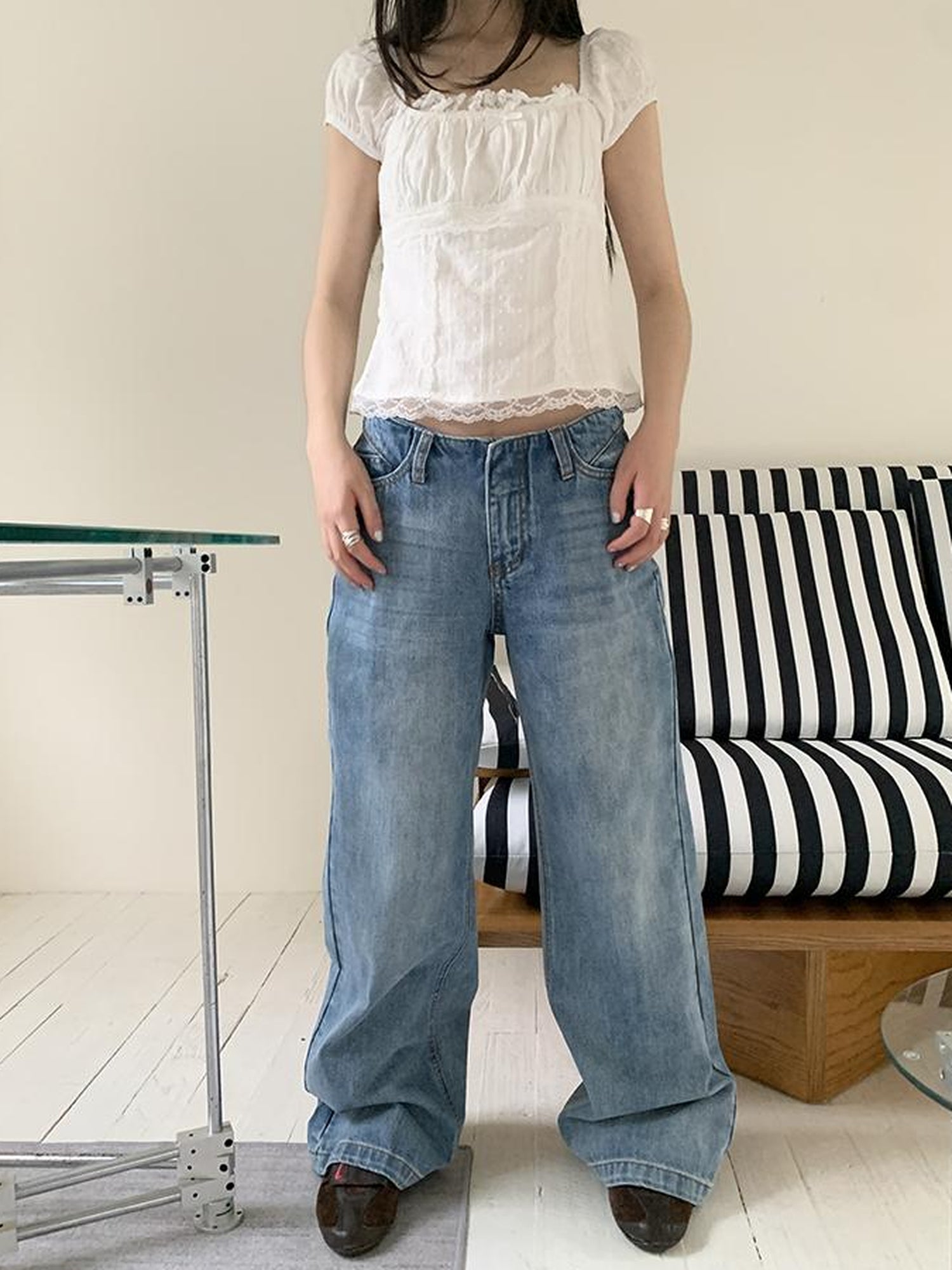 ang project Vintage Washed Low Cut Wide Leg Jeans