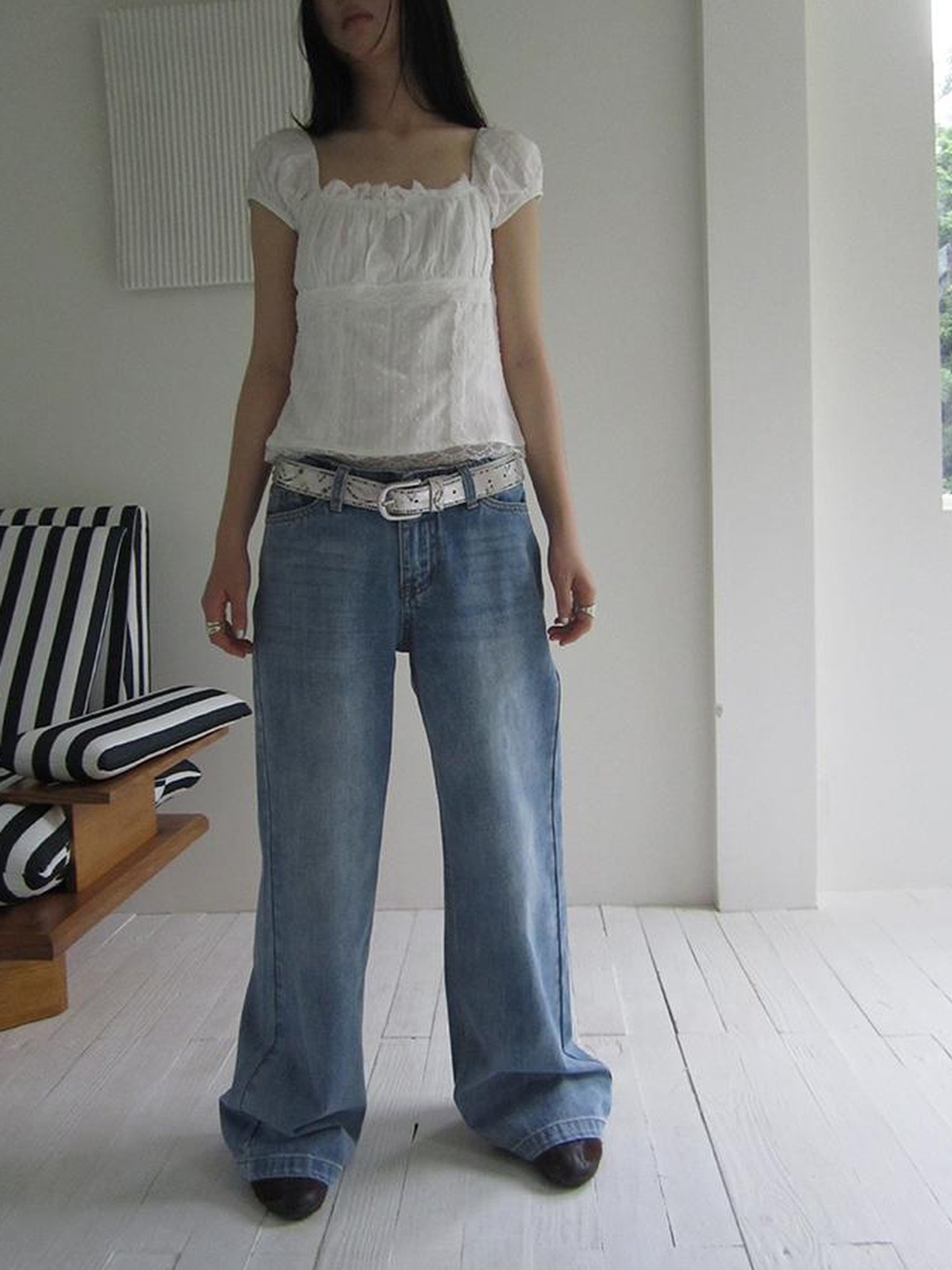 ang project Vintage Washed Low Cut Wide Leg Jeans