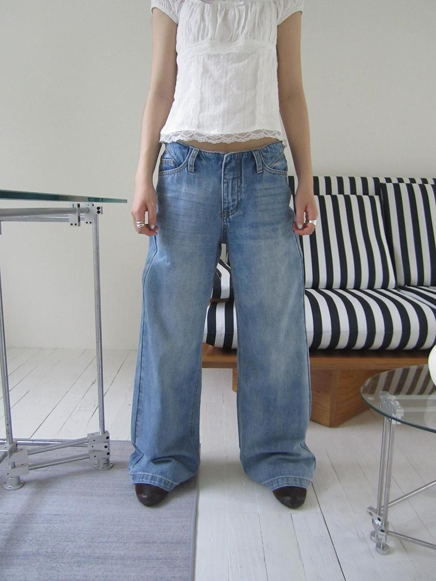 ang project Vintage Washed Low Cut Wide Leg Jeans