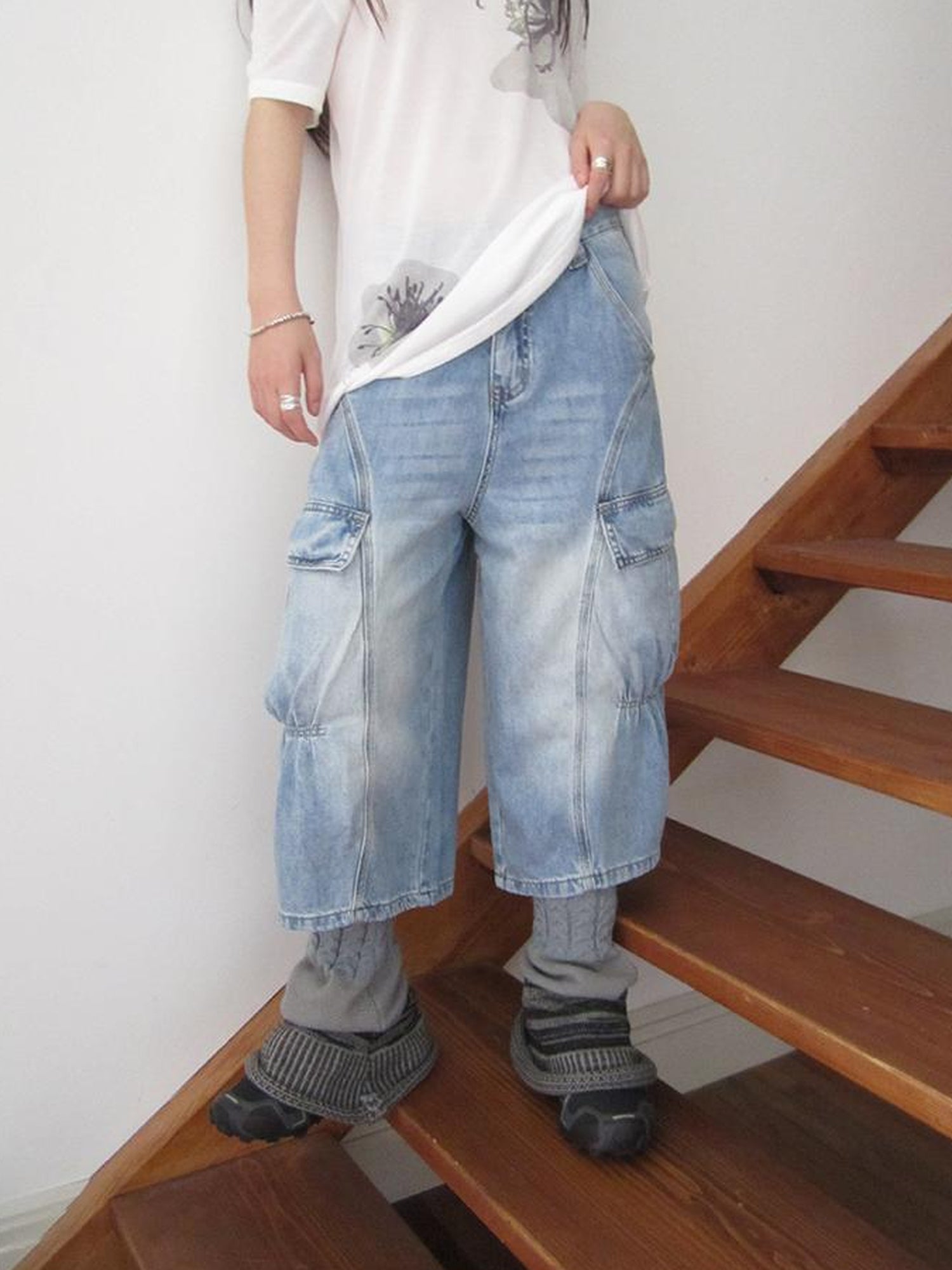ang project Vintage Washed Relaxed Wide Leg Cargo Capri Jeans