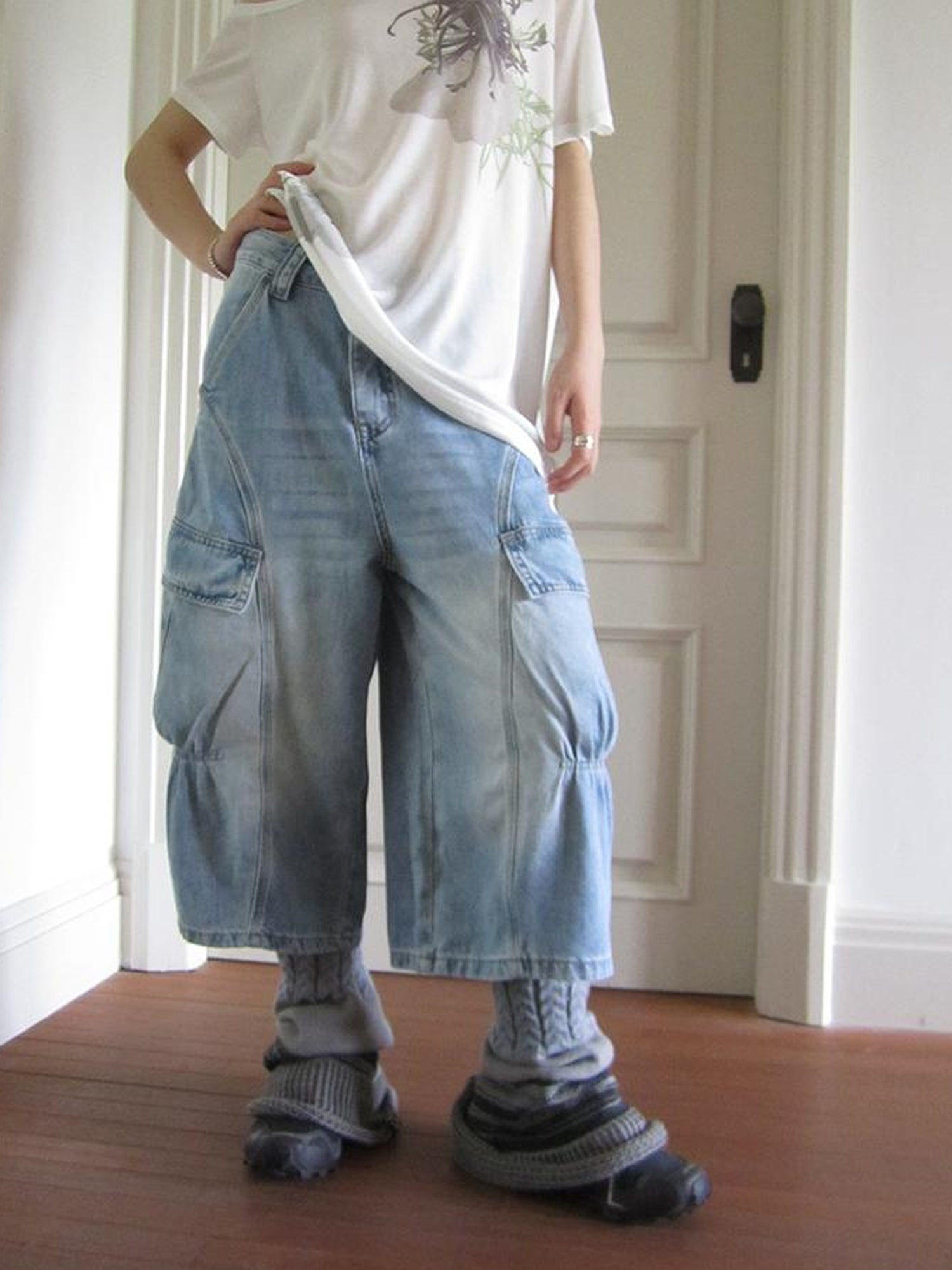 ang project Vintage Washed Relaxed Wide Leg Cargo Capri Jeans