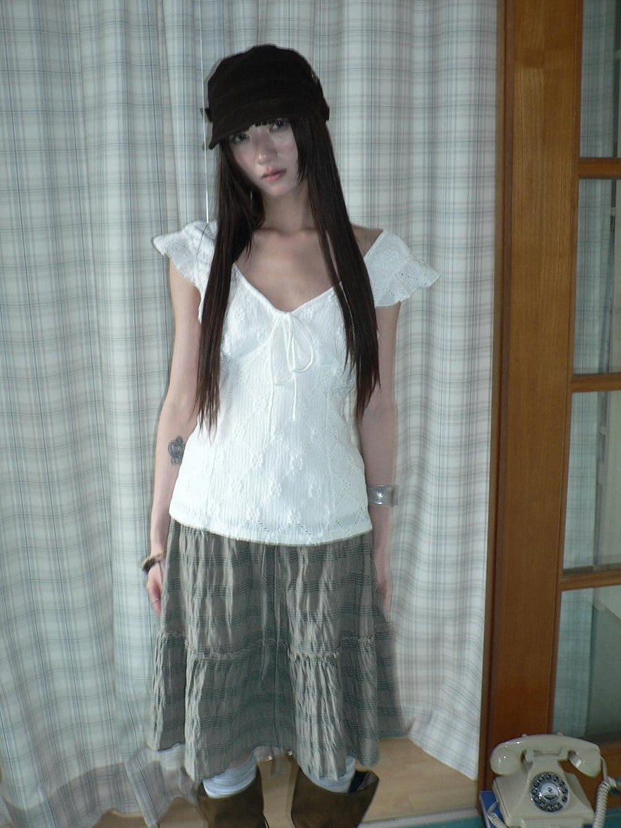 ang project White Cutout Embroidery V-neck Tie Slim Flutter Sleeves Women&