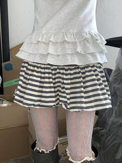 White Gray Striped Low Waist Fluffy Pleated Mini Skirt