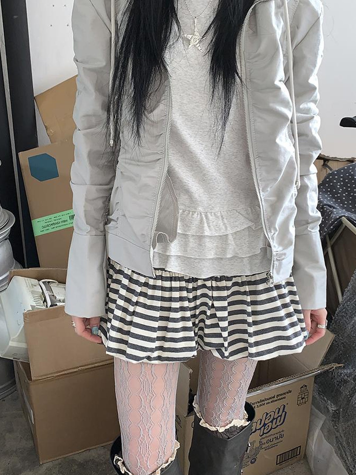 ang project White Gray Striped Low Waist Fluffy Pleated Mini Skirt