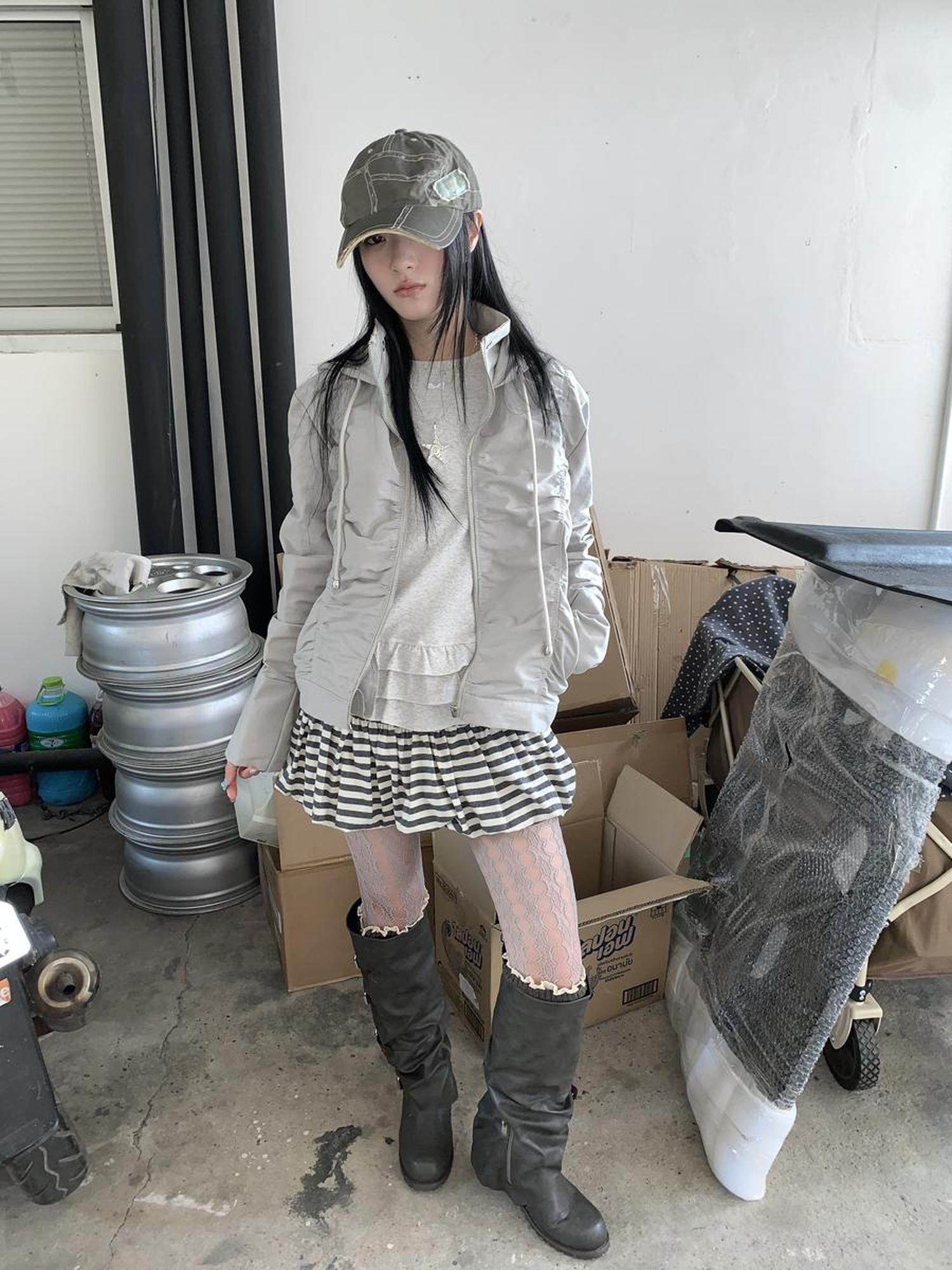 ang project White Gray Striped Low Waist Fluffy Pleated Mini Skirt