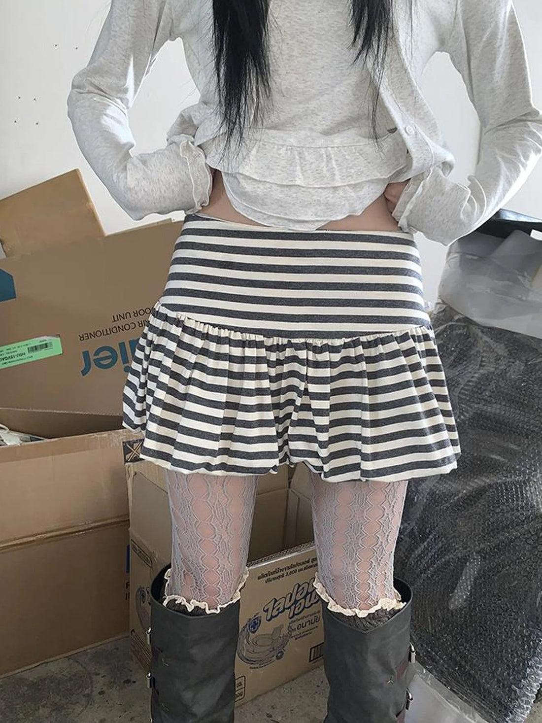 White Gray Striped Low Waist Fluffy Pleated Mini Skirt
