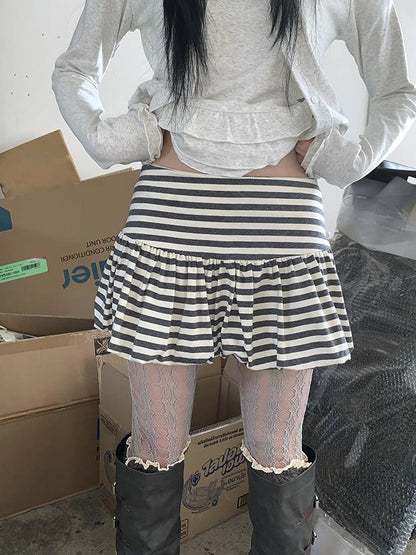White Gray Striped Low Waist Fluffy Pleated Mini Skirt