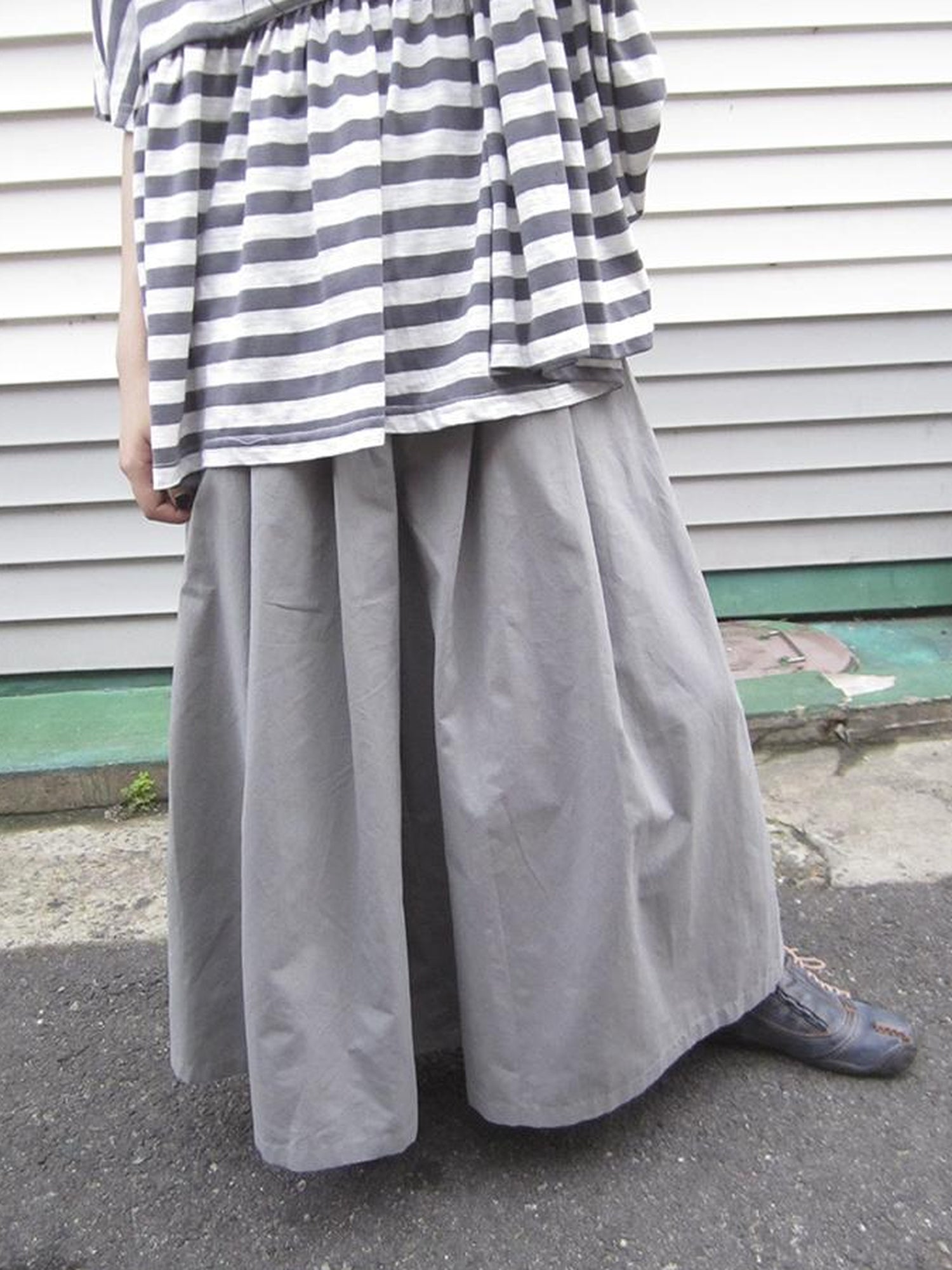 ang project Wide Leg Cropped Pants with Elastic Waist and Pleated Detail