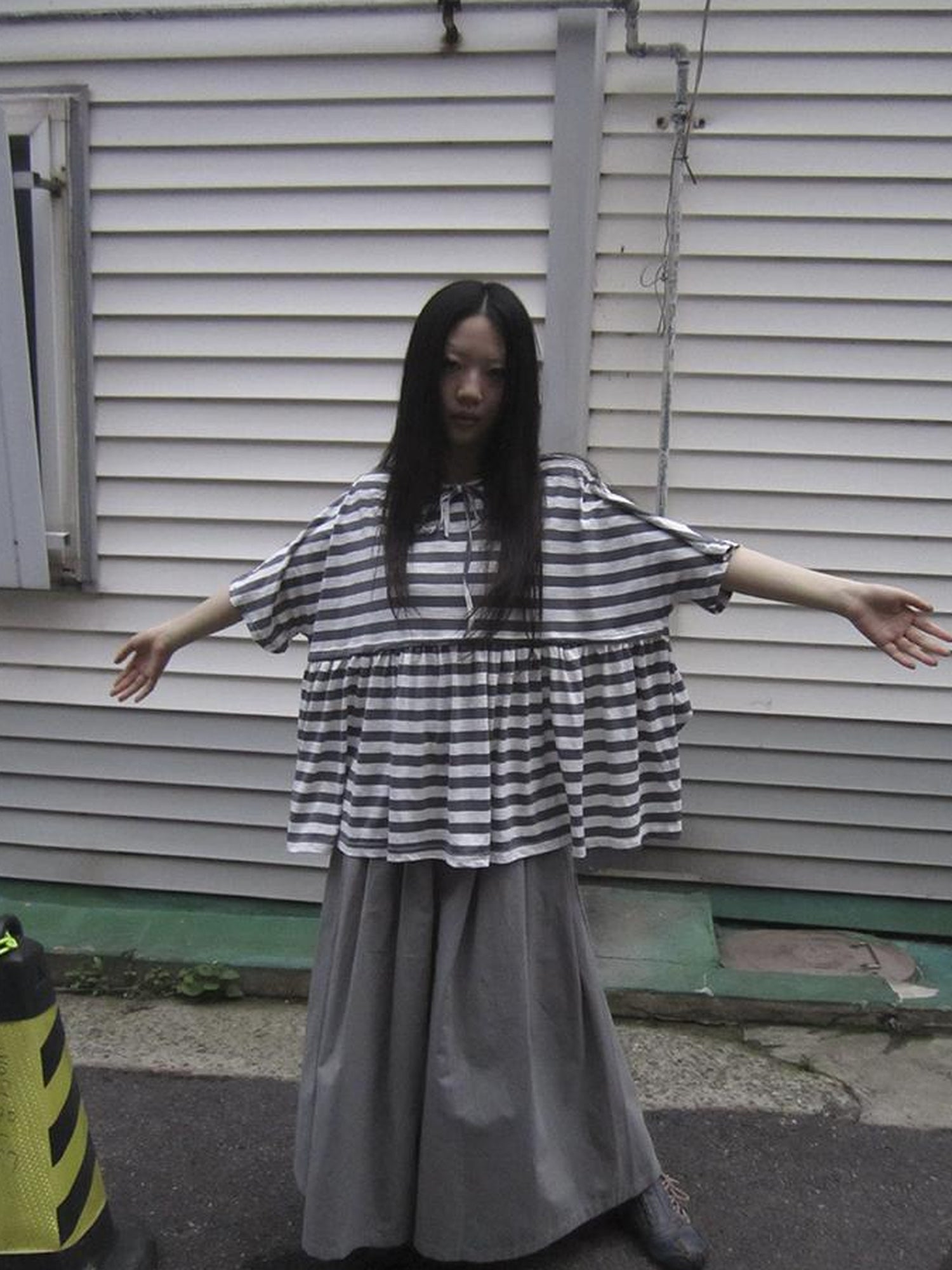 ang project Wide Leg Cropped Pants with Elastic Waist and Pleated Detail