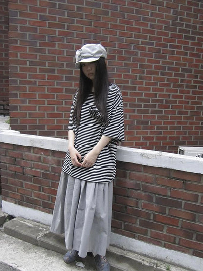 Wide Leg Cropped Pants with Elastic Waist and Pleated Detail