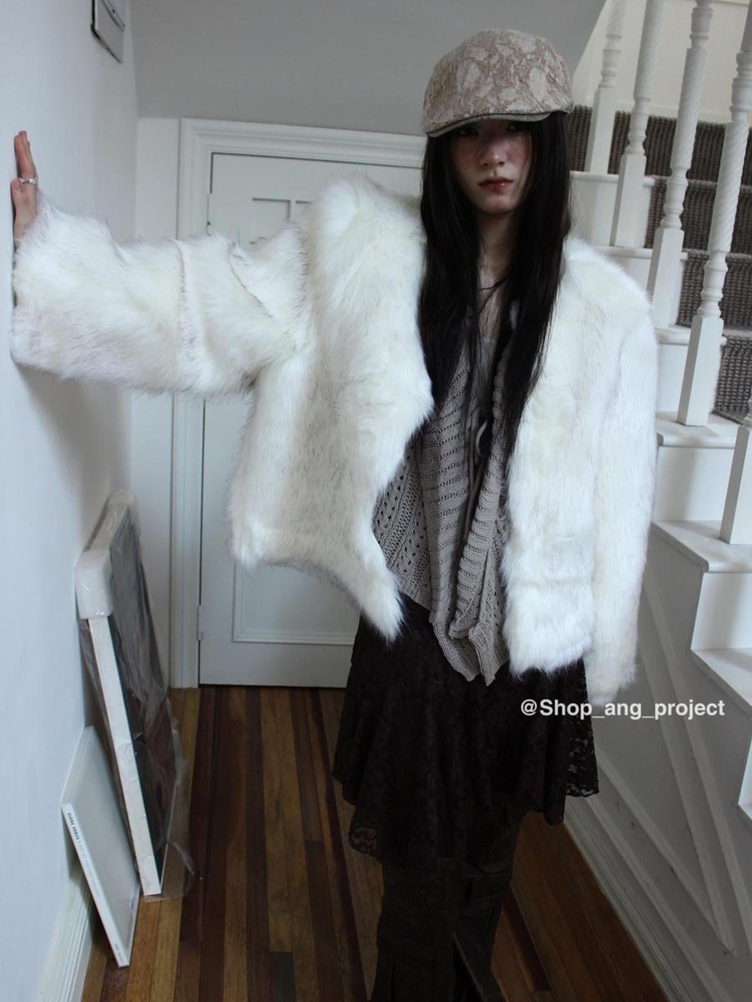 ang project Winter Short Plush Faux Fur Coat
