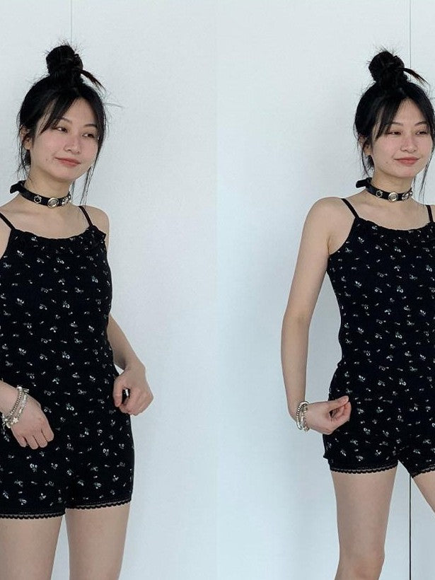 atrandom Black Floral Lace Natural Waist Slim Fit Women&