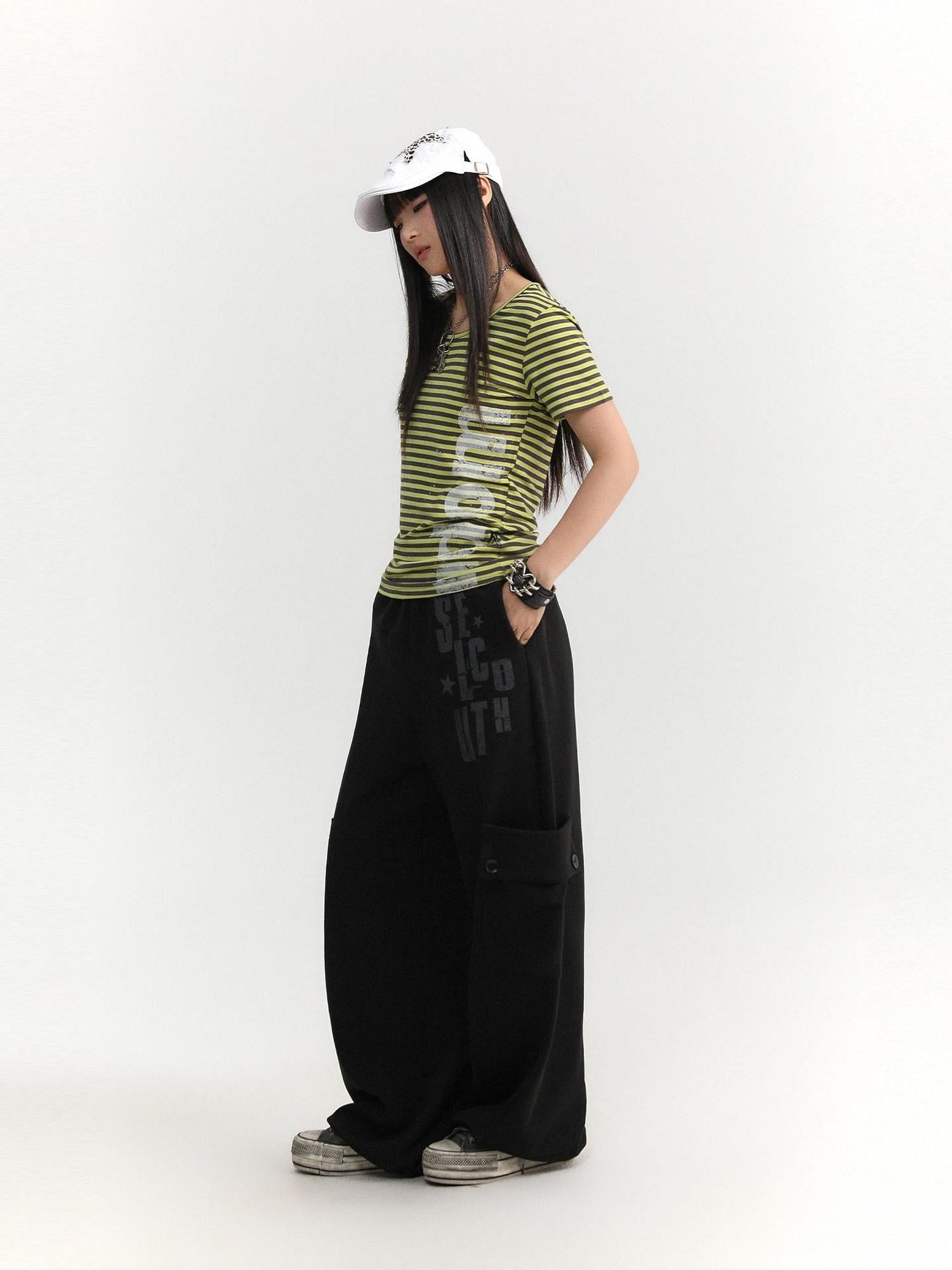 atrandom Black Letter Print Big Pockets Women&