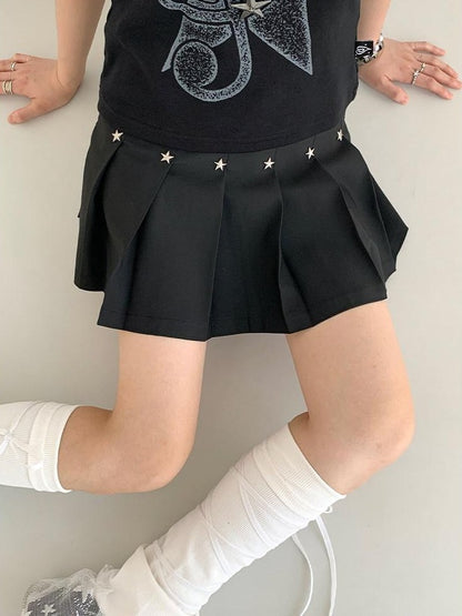 atrandom Black Star Stud Lace Up Pleated Women&