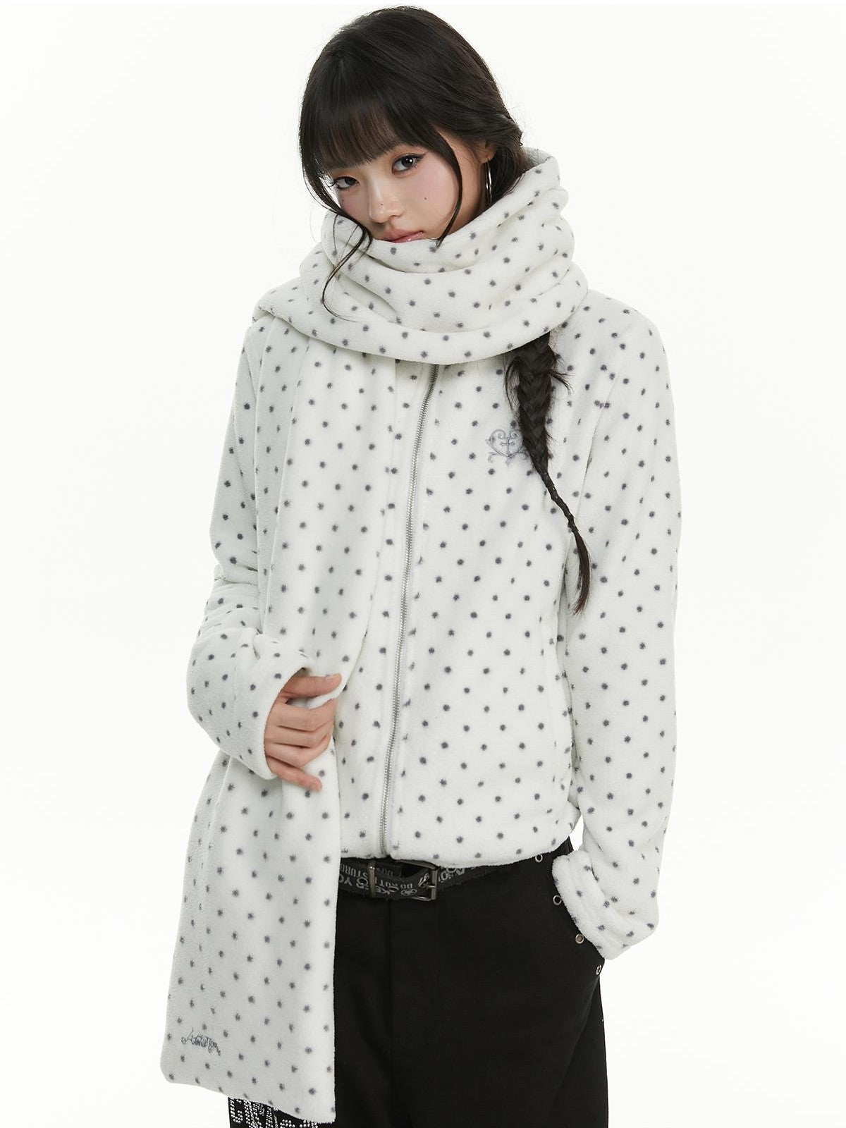 atrandom Fuzzy Shell Embroidered Polka Dot Women&
