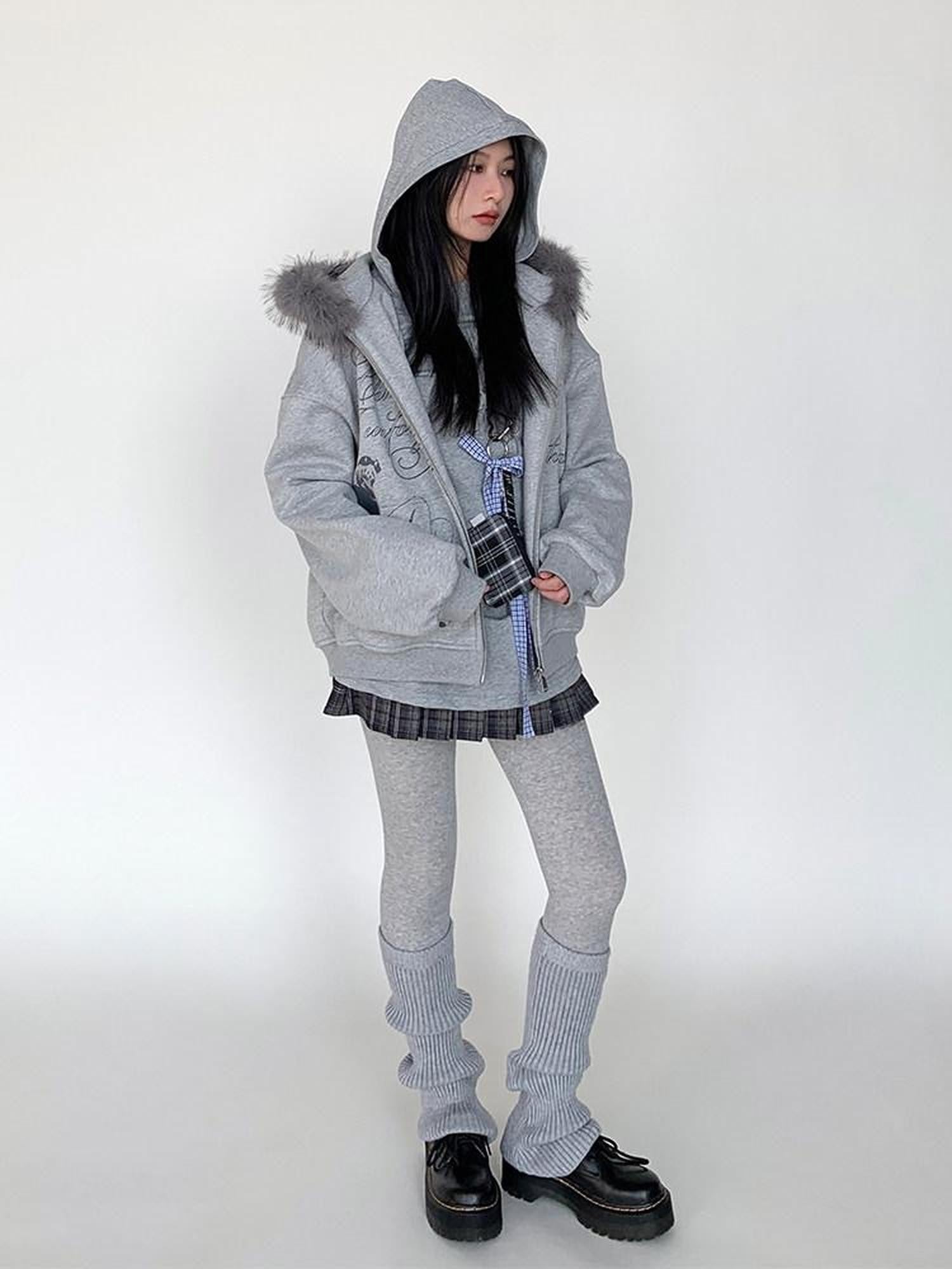 atrandom Gray Allover Letter Print Fur Trim Fleece Women&