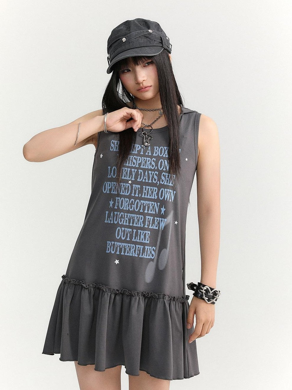atrandom Gray Text Print Hooded Sleeveless Women&
