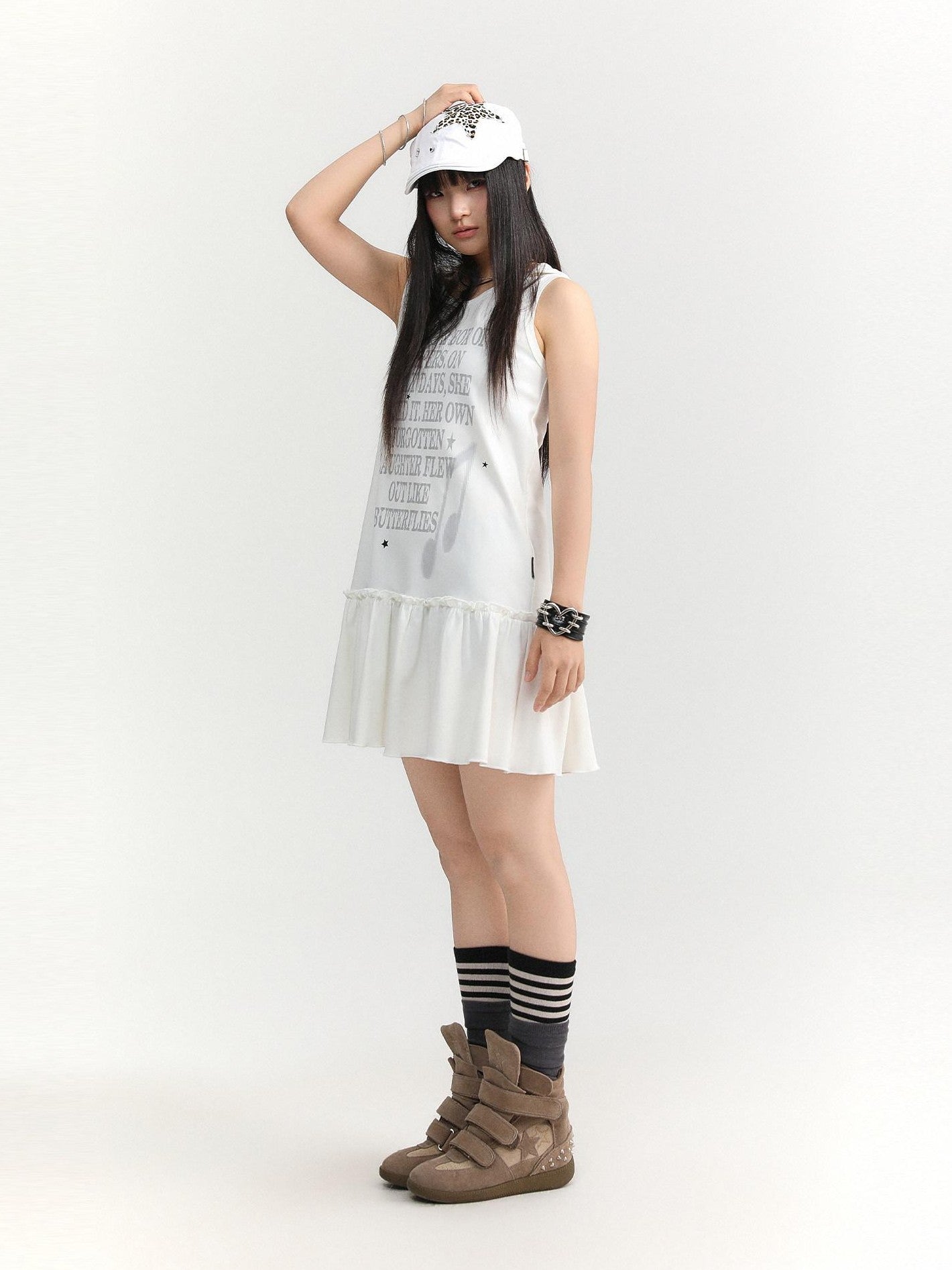 atrandom Gray Text Print Hooded Sleeveless Women&