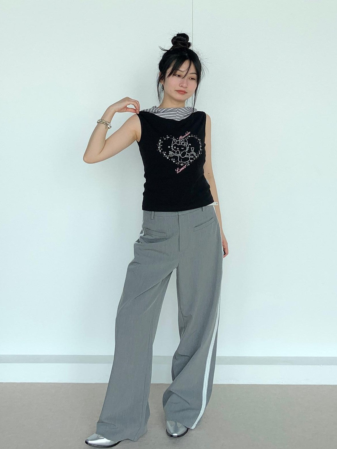 atrandom Grey Lace Trim Low Rise Straight Women&