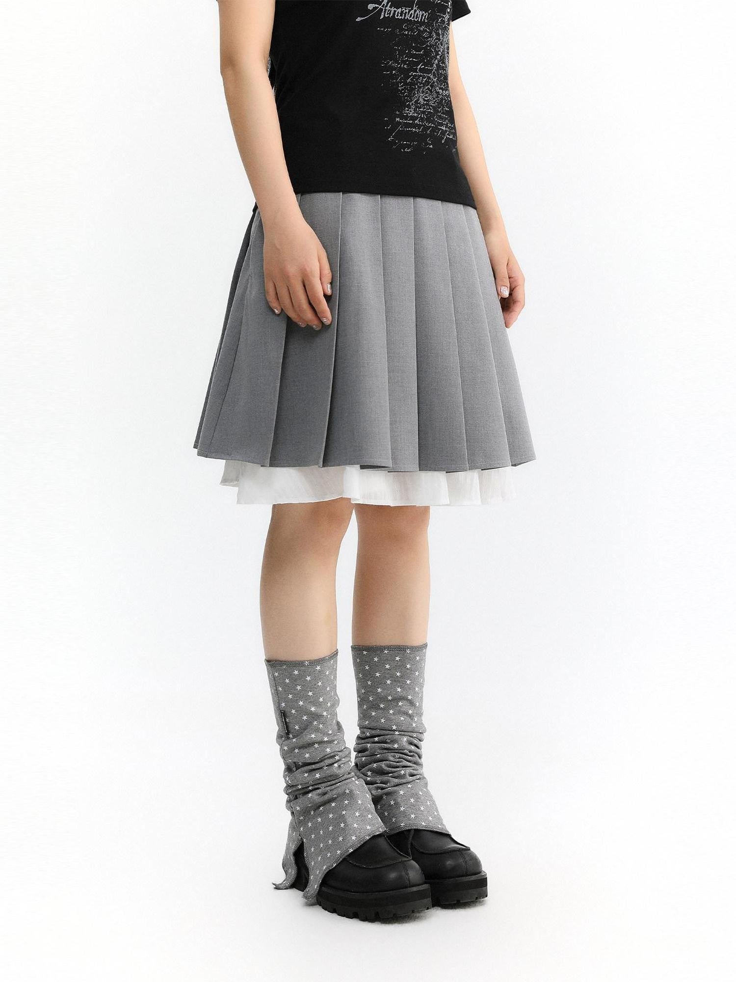 atrandom Light Gray Pleated Collegiate Women&