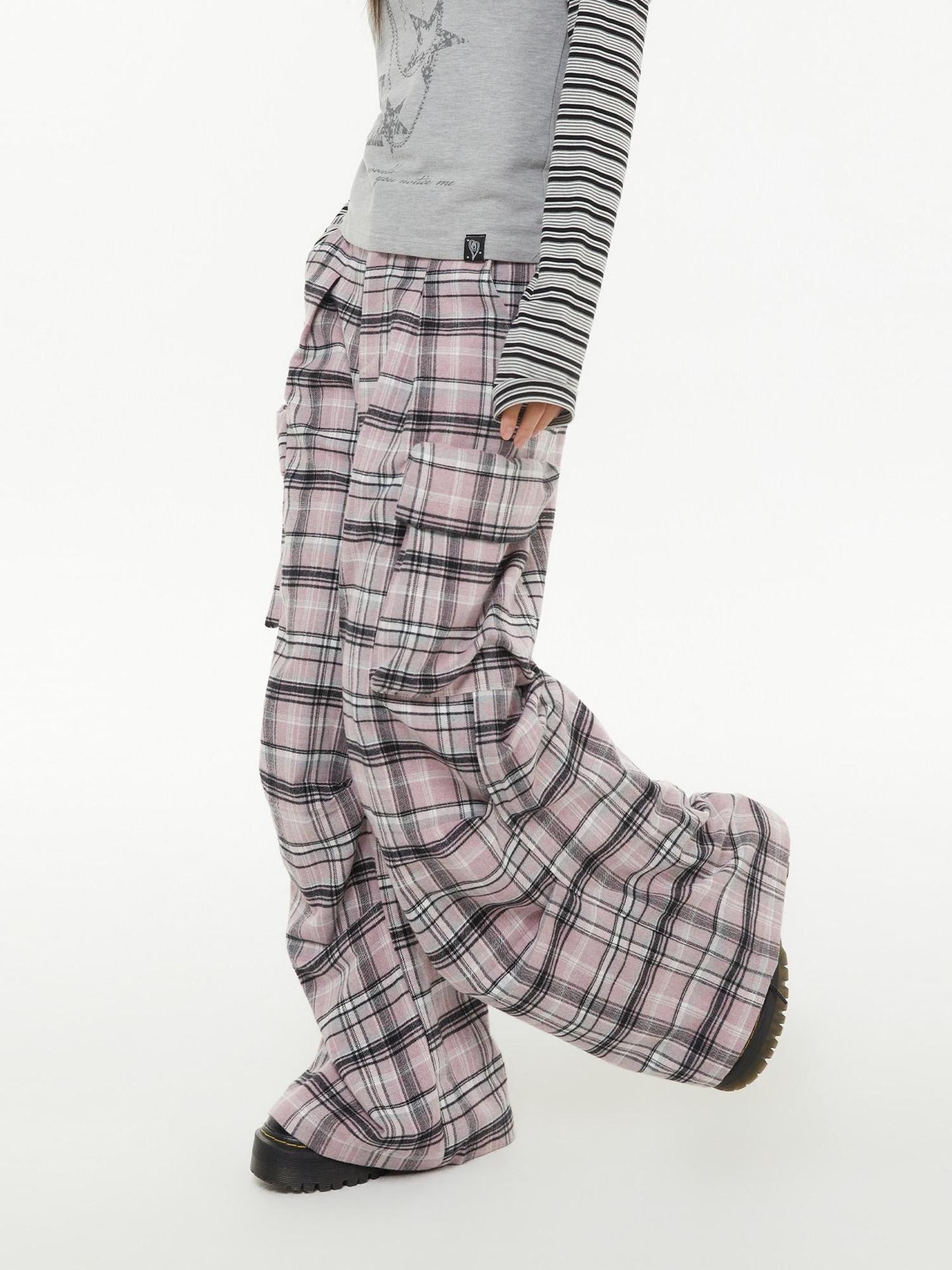atrandom Pink Plaid Cargo Pocket Natural Waist Relaxed Women&