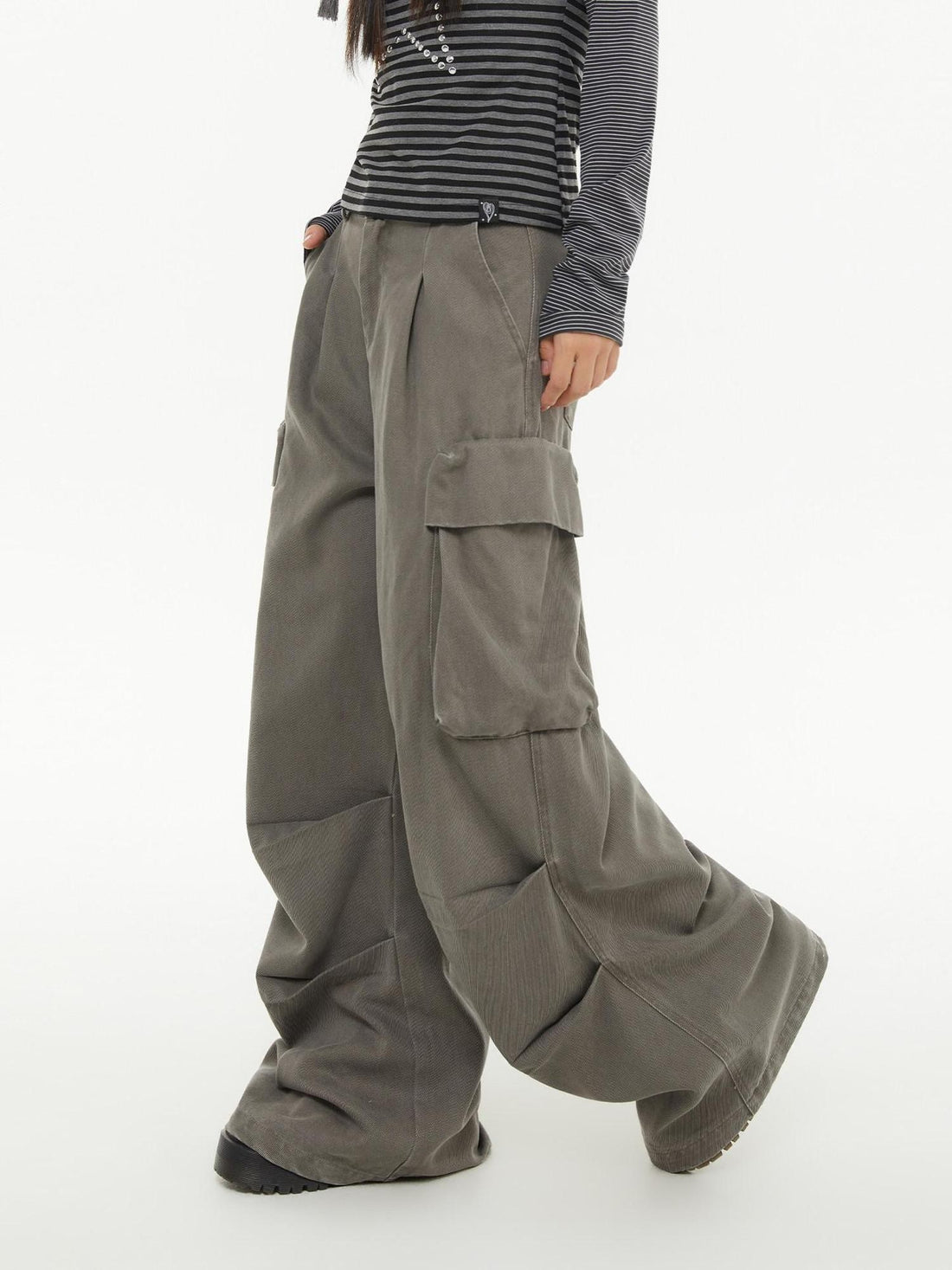 atrandom Pleated Multi Pocket Washed Cargo Women&