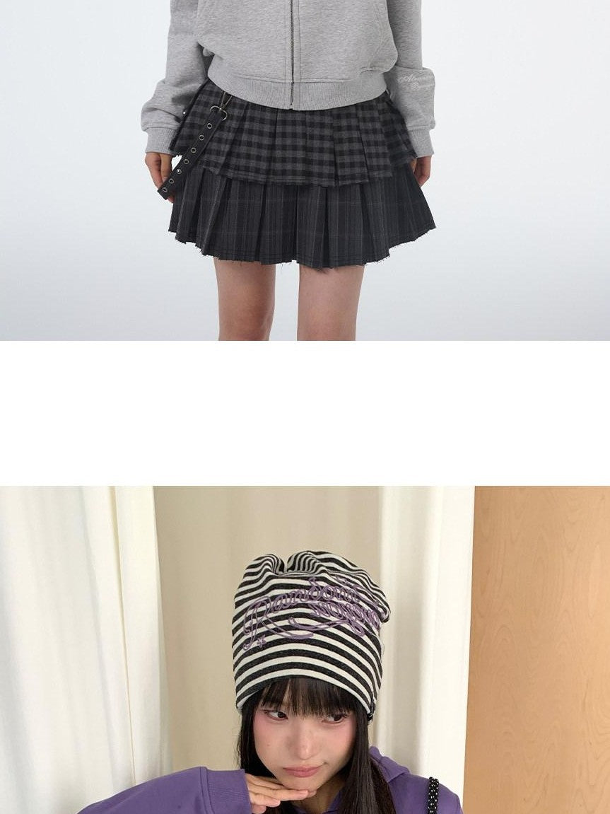 atrandom Star Print Embroidered Slim Cropped Women&