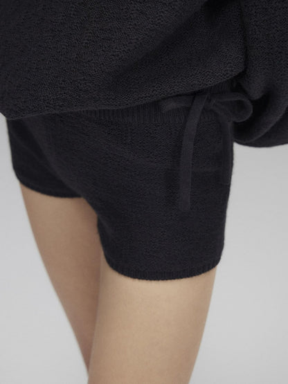 Low pixel Knitted Wool Blend Loose Street Style Women Two Piece Set Navy Mini Shorts
