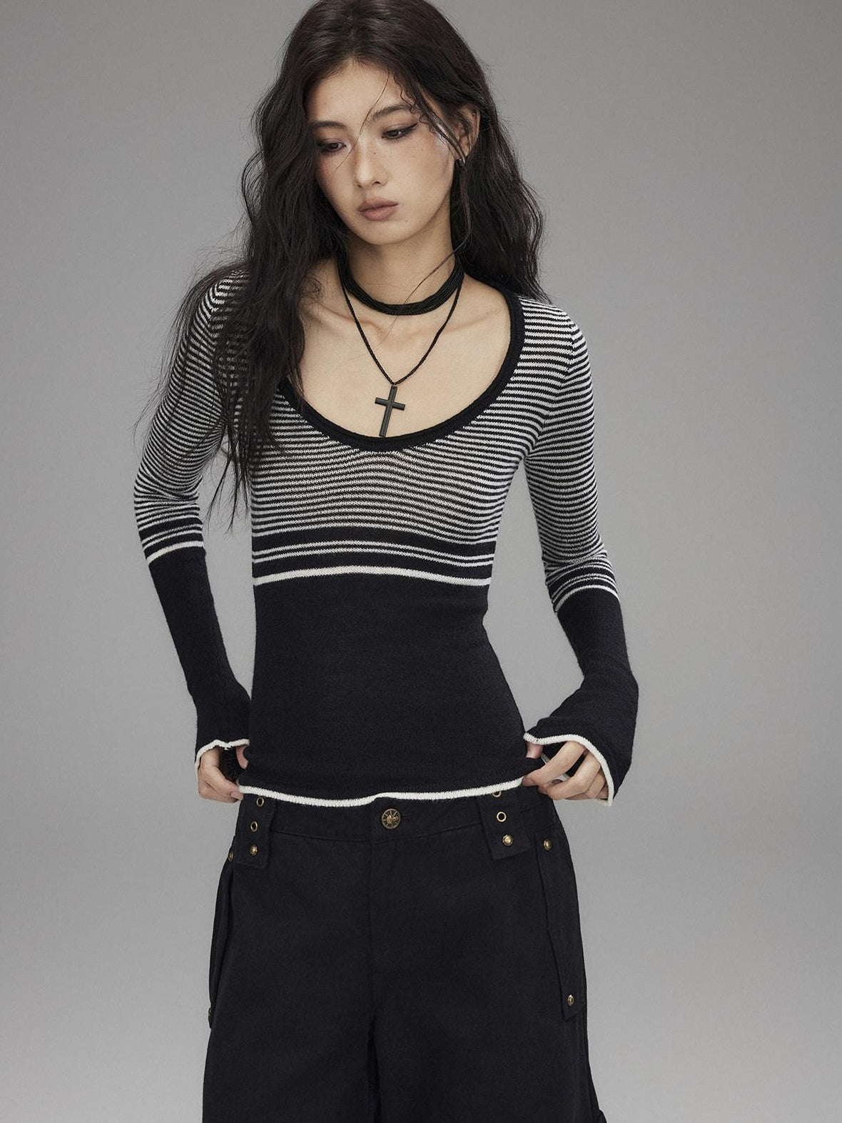 Low pixel Soft Acrylic Slim V-neck Striped Casual Women Everyday Long Sleeve T-Shirts