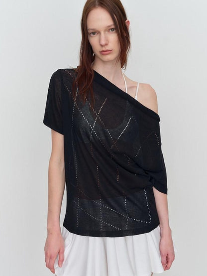 RUN TO THE FUTURE Viscose Knit Loose Cutout Slanted Neck Black Cross Print Short Sleeve T-Shirts