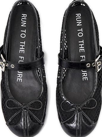 RUN TO THE FUTURE Breathable Cutout Slip On Casual Ballet Round Toe Lambskin Insole Flats