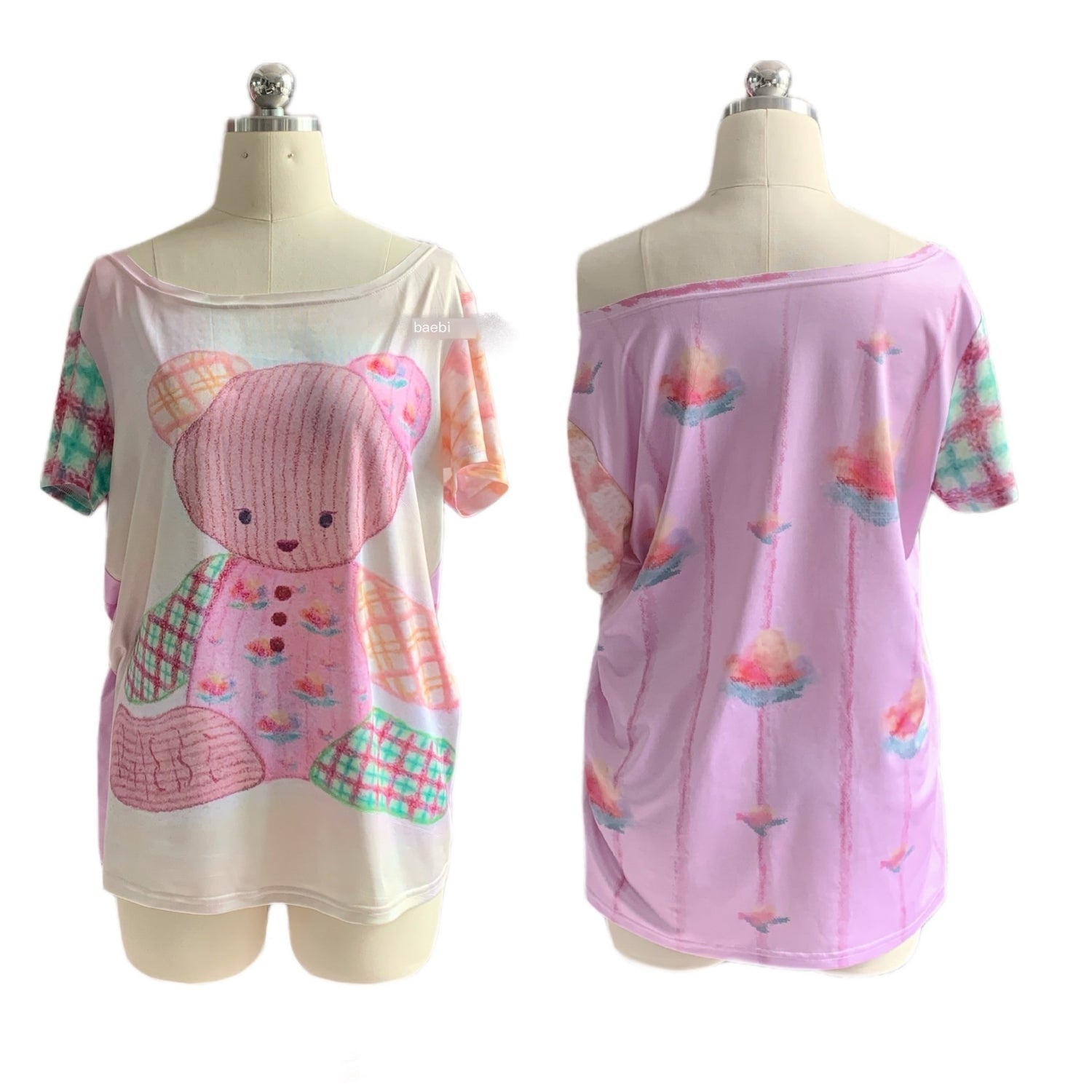 bae_bi_Illustrator_Teddy_Bear_Print_Oblique_Neck_Women&