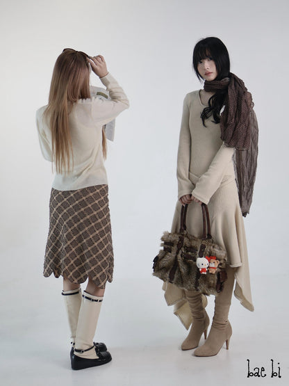 bae bi Ribbed Stripe Asymmetric Hem Long Sleeve Flared Cuff Women&