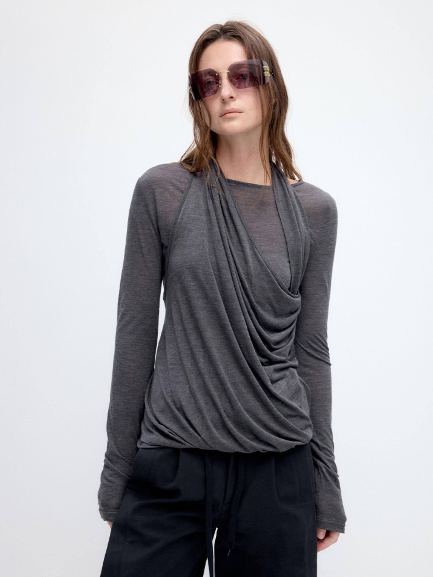RUN TO THE FUTURE Tencel Wool Blend Pleated Commuter Slim Solid Milk White Long Sleeve T-Shirts