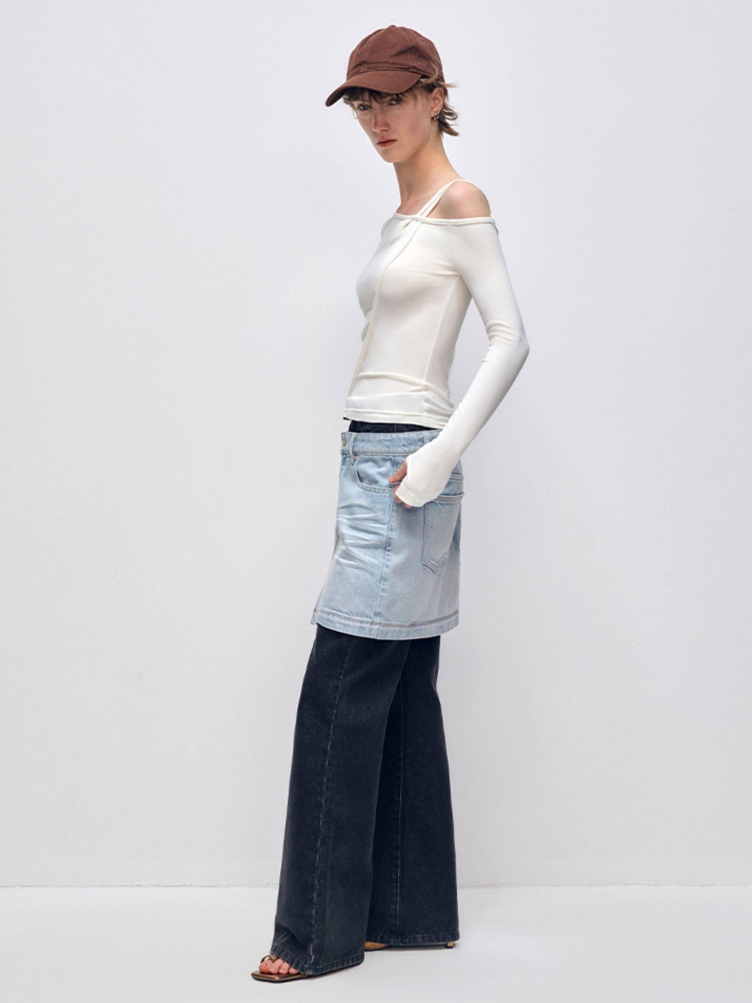 RUN TO THE FUTURE Quick Dry Modal Slim Asymmetric Neckline Cream Cropped Long Sleeve T-Shirts