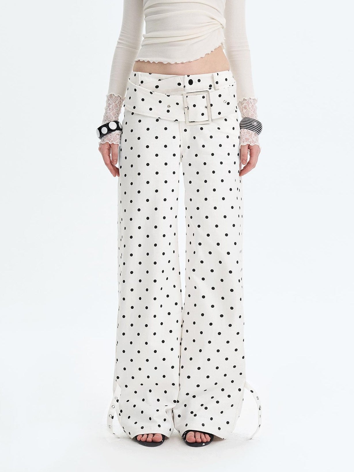 The NeverMore White Polka Dot V Waist Loose Fit Button Fly Women Denim Straight Leg Jeans