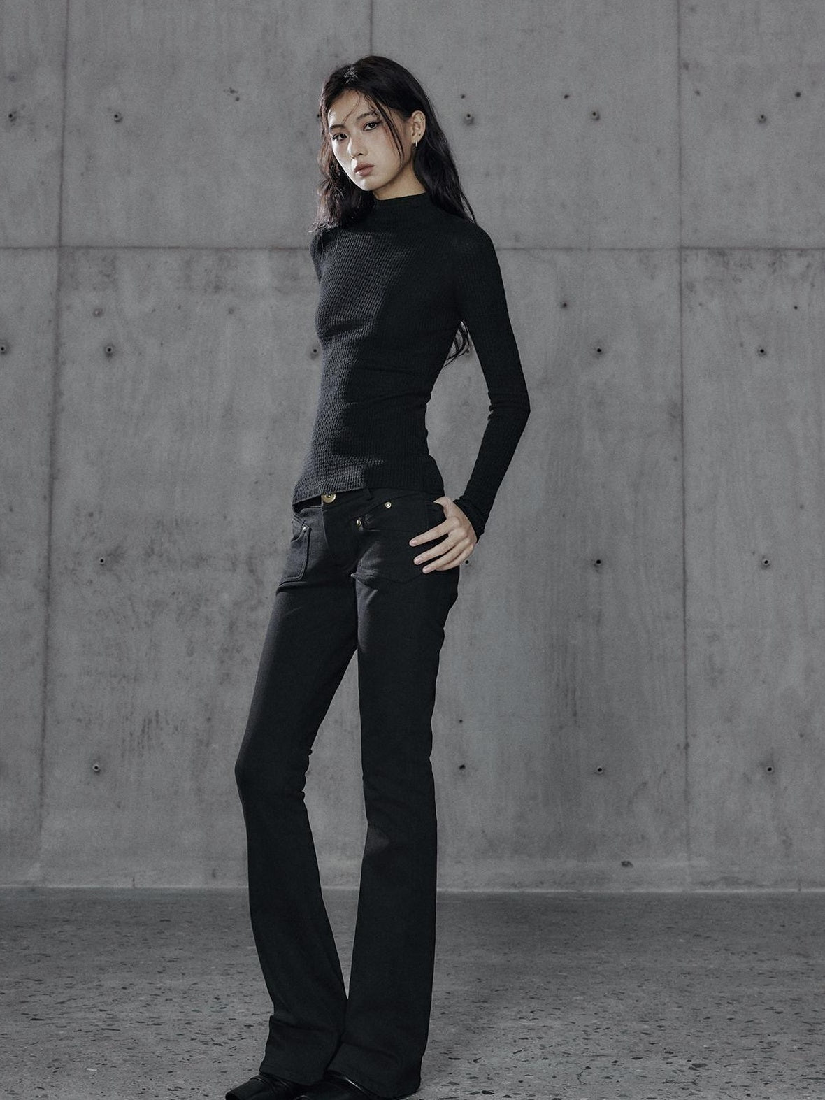 Low pixel Washed Black Low Rise Microstretch Street Tight Women Cotton Zip Straight Pants