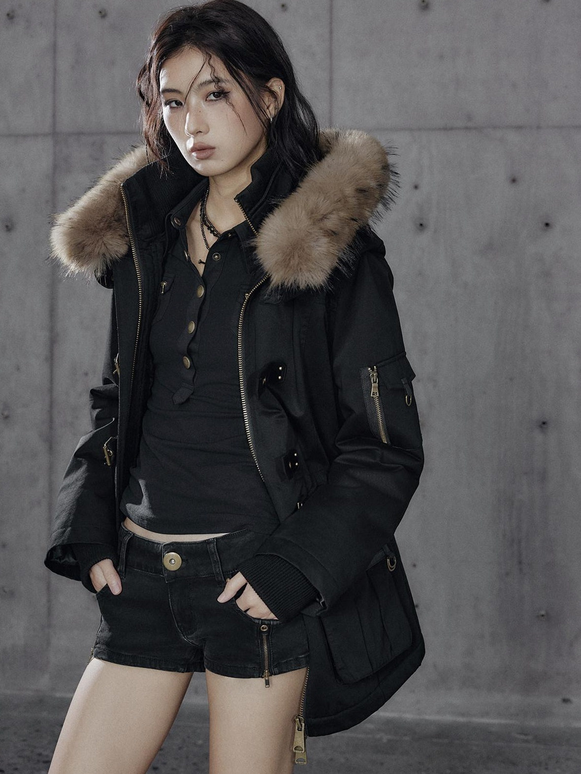 Low pixel Warm Cotton Utility Cinched Waist Multi Pocket Hooded Women Black Puffer Jackets
