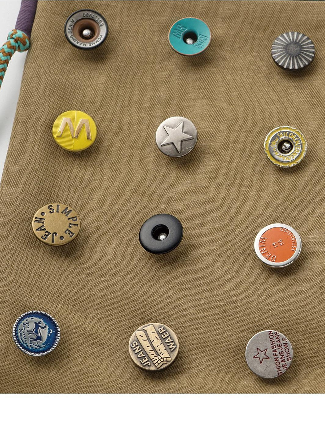 oinimi Khaki Stripe Button Badge Studded Square Women&